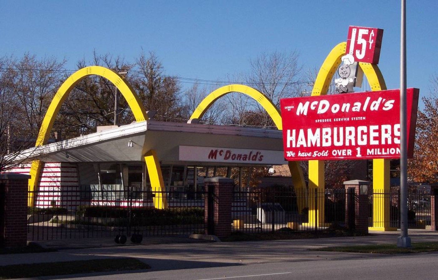 Réplica del primer McDonald's de Ray Kroc en Des Plaines